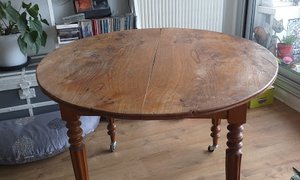 Illustration de l'annonce Vends Table ronde en bois