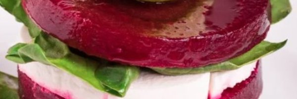 Mini terrine de chèvre frais aux betteraves rouges